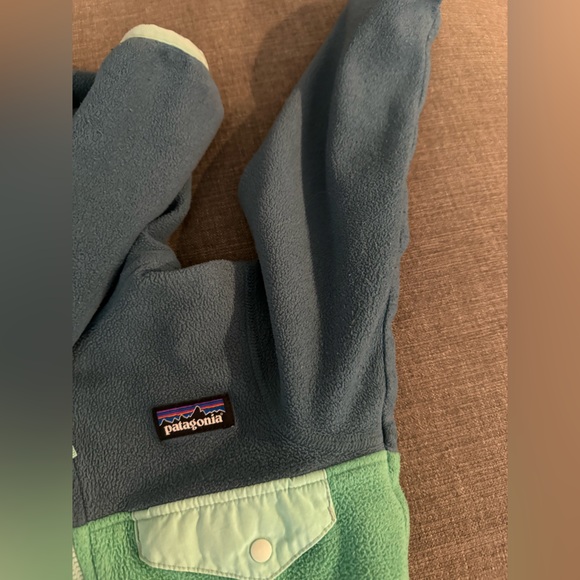 Patagonia Kids Jacket - Blue and Green - Picture 3 of 4